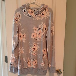 Floral Hooded Pullover Top in Light Gray and Blush